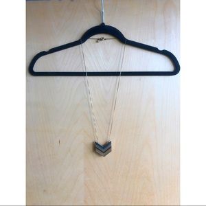 ➡️ EUC! Madewell Arrowstack Necklace